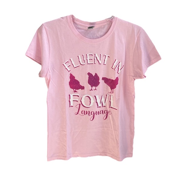 Tractor Supply Fluent In Fowl Language Chicken Graphic Tee Pink Medium Large XL - Picture 6 of 6